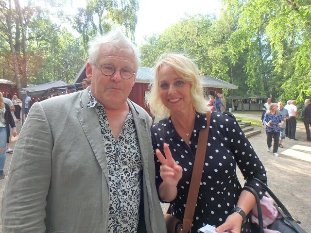 Annika Andersson är en STOR favorit på Vallarna! I år satt hon i publiken och stod inte på scenen - Foto: Belinda Graham